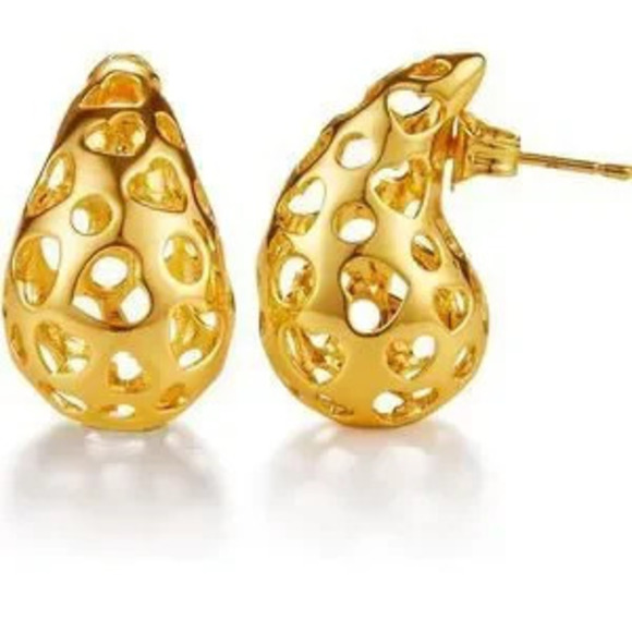 Jewelry - NEW 14K?Gold Plated Stud Earrings